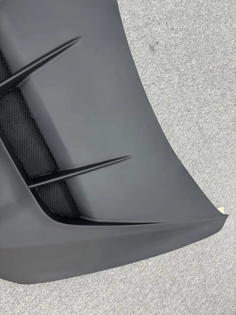High Quality Fast Delivery Whole Sale Price Glass Fiber ZRI Hood for  Corvette C8